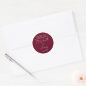 Sticker Rond Burgundy Rouge élégant Mariage de script Merci (Enveloppe)