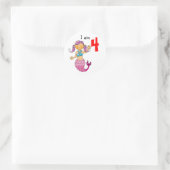 Sticker Rond Cadeau de 4e anniversaire pour une fille, mignonne (Sac)
