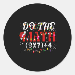 Sticker Rond Cadeau drôle de Noël Faites le calcul Mème (9x7)+4