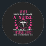 Sticker Rond Cadeau infirmière | Ne Sous-Estimez Jamais Un Infi<br><div class="desc">Cadeau infirmière | Ne Sous-Estimez Jamais Une Infirmière Qui Fait Tout Christ</div>