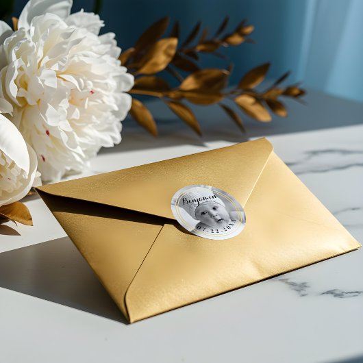 Sticker Rond Cadre Or élégant | Première photo de Noël du bébé