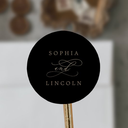 Sticker Rond Calligraphie dorée romantique Enveloppe noire Phoq