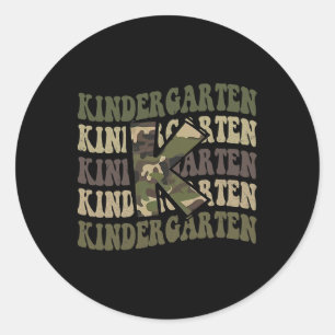 Sticker Rond Camouflage de maternelle garçon enseignant Ck à l'