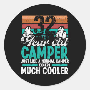 Sticker Rond Campiste de 32 ans à la recherche de camping vinta