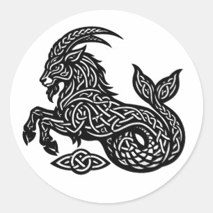 Sticker Rond Capricorne — Encre Hantée Zodiaque Bouc‑Poisson