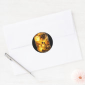 Sticker Rond Carlin hurle à la lune forêt épique fantastique (Enveloppe)