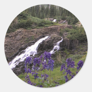Sticker Rond Cascade jumelle et fleurs pourpres