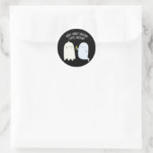 Sticker Rond Ce Fantôme Arrive Autour Du Jeu Halloween (Sac)