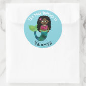 Sticker Rond Ce Livre Appartient À Une Fille De Sirène Africain (Sac)