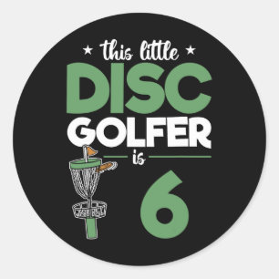 Sticker Rond Ce petit golfeur de disque a 6 ans Disc Golf Ki d'