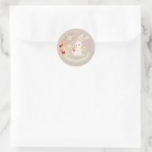 Sticker Rond Céramique Mischievous Cute Bunny (Sac)