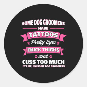 Sticker Rond Certains Grooms De Chiens Ont Des Tatouages Chiens