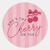Sticker Rond C'est la cerise sur le Baby shower rose (Devant)