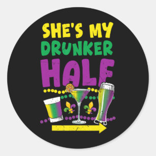 Sticker Rond C'est ma coureuse à moitié Mardi Gras Party pour M