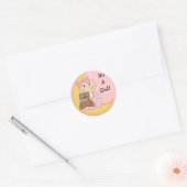 Sticker Rond C'est une fille - Bébé mignon dessin animé (Enveloppe)