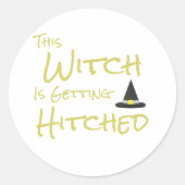Sticker Rond Cette Sorcière Est En Train D'Être Hachée (Devant)
