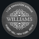 Sticker Rond Chalkboard Orneleurs Fils Personnalisés Adresse de<br><div class="desc">Ajoutez facilement votre adresse de retour en utilisant ces autocollants simples mais très tendance. Ce design unique comprend votre nom et votre adresse à l'intérieur d'un autocollant en forme de cercle avec un design tendance orné.</div>