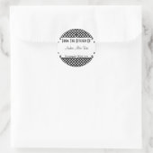 Sticker Rond Châssis Doodé noir et blanc Pointe Treat (Sac)