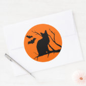 Sticker Rond Chat d'Halloween dans l'autocollant de lune de réc (Enveloppe)