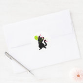 Sticker Rond Chat noir avec ballon et Streamer (Enveloppe)