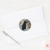 Sticker Rond "Chat noir sur un mur de château" (2) (Enveloppe)