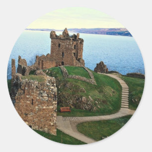 Sticker Rond Château d'Urquhart, Loch Ness, Ecosse