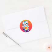 Sticker Rond Chaton Tabby Heureux (Enveloppe)