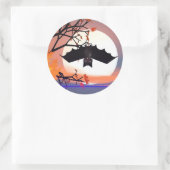 Sticker Rond Chauve-souris d'Halloween dans l'arbre (Sac)