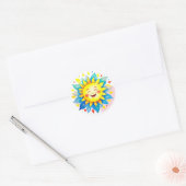 Sticker Rond Cheerful Sun Cartoon With Smiling Face (Enveloppe)