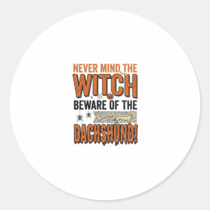 Sticker Rond Chemise de sorcière d'Halloween Méfiez-vous du tec
