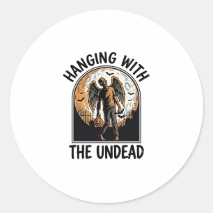 Sticker Rond Chemise Zombie Chill Graphique Halloween Vintage_1