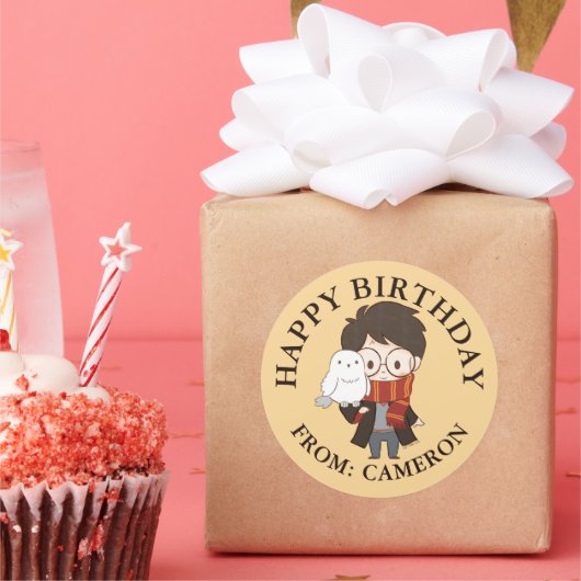 Sticker Rond Chibi HARRY POTTER™ & Hedwig | Joyeux anniversaire (Fête)