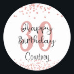 Sticker Rond Chic 30th Birthday Rose Gold Parties scintillant N<br><div class="desc">Célébrez un 30e anniversaire (ou n'importe quel anniversaire d'âge) avec ces autocollants personnalisés conçus avec des confettis de parties scintillant en or rose et un script moderne et chic HAPPY BANTHDAY titre personnalisé avec son âge et son nom ou autre texte. Idéal pour les scellés d'enveloppe et privilégier les cadeaux....</div>