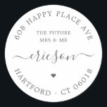 Sticker Rond Chic Script Future Mme M. M. Retour Adresse Mariag<br><div class="desc">Mariage rond ou fiançailles simple et chic, les étiquettes d'adresse de retour en gris argenté avec "The Future Mrs and Mr", l'adresse de retour des couples, le nom de famille dans une police de calligraphie moderne avec des tourbillons et un petit symbole de coeur. Ajoutez facilement votre nom et votre...</div>