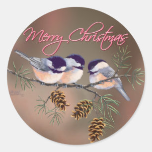 Sticker Rond CHICKADEES, PINECONES et TEXTE par SHARON SHARPE