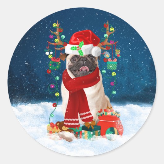 Sticker Rond Chien carlin en neige avec cadeaux de Noël (Devant)