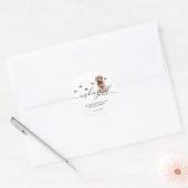 Sticker Rond Chien chiot Brown Cavapoo qui veut bien (Enveloppe)