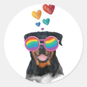Sticker Rond Chien Rottweiler avec coeurs Saint-Valentin