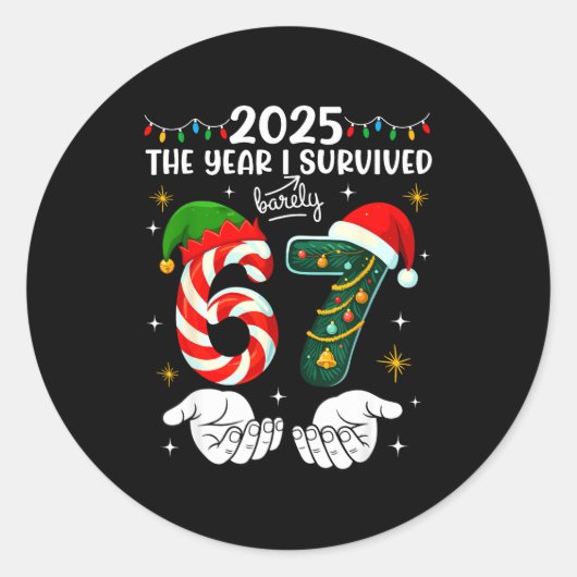 Sticker Rond Christmas 2025 The Year I Barely Survived Six Seve (Devant)