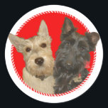 Sticker Rond Christmas Wheaten & Black Scotties<br><div class="desc">Chacun des designs est disponible sur tous les produits Zazzle. Faites défiler vers Transférer cette conception sur la page de ce produit et choisissez votre produit favori. Vous pouvez également customiser votre choix avec notre outil de texte. Il y a beaucoup de polices merveilleuses à choisir. Merci!</div>