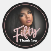 Sticker Rond Cinquante 50e anniversaire script photo rose rose  (Devant)