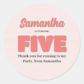 Sticker Rond Cinquième anniversaire rose Fille fête florale (Devant)