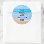 Sticker Rond Citation inspirante avec scène de plage tropicale (Sac)