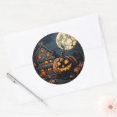 Sticker Rond citrouille dans le village d'Halloween (Enveloppe)