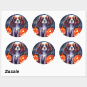 Sticker Rond Citrouilles Cavalier King Charles Spaniel Hallowee (Feuille)