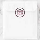 Sticker Rond Classe De 2021 Faveur De Graduation (Maroon) (Sac)