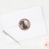 Sticker Rond Classe photo Année Rose Gold & Black Graduation (Enveloppe)