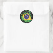 Sticker rond classique du drapeau déchiré au Brési (Sac)