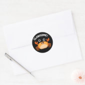 Sticker Rond Clawsome Funny Awesome Crab Pun Dark BG (Enveloppe)