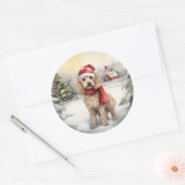 Sticker Rond Cockapoo Dog in Snow Christmas (Enveloppe)